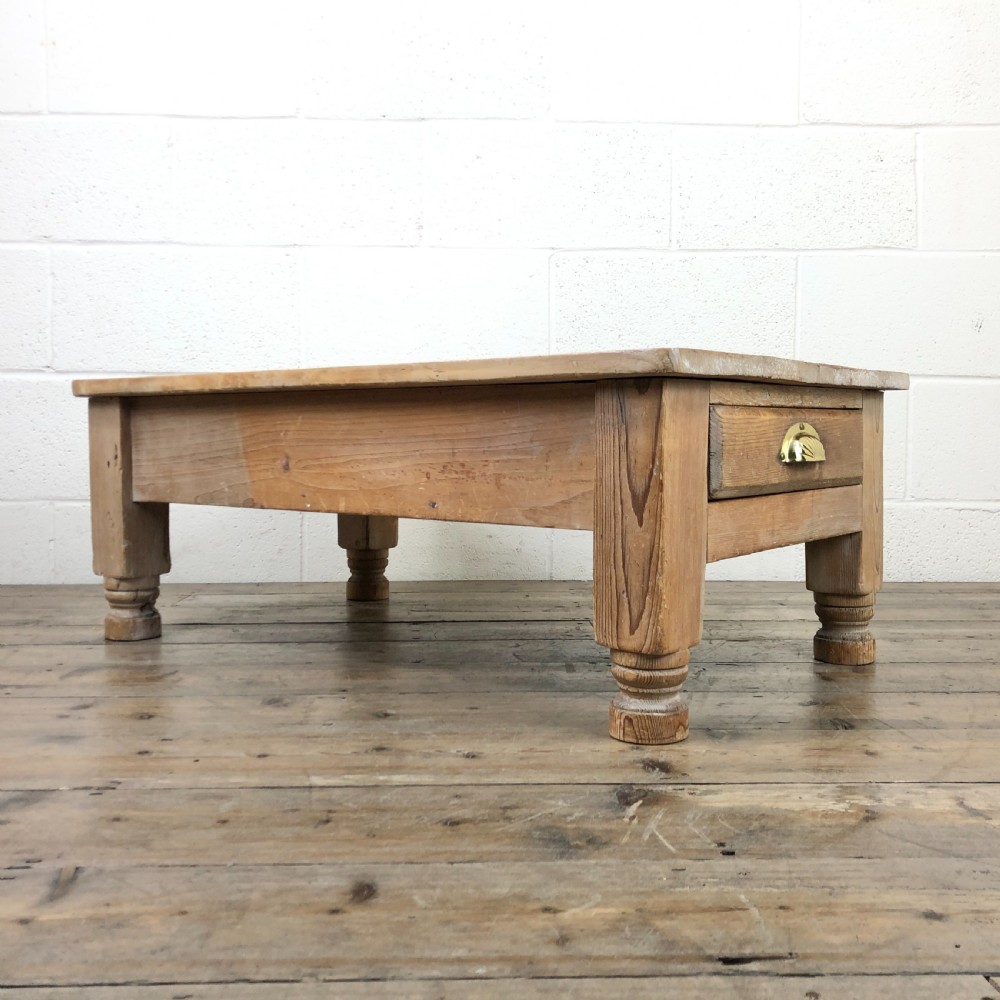 Rustic Coffee Table with Drawer