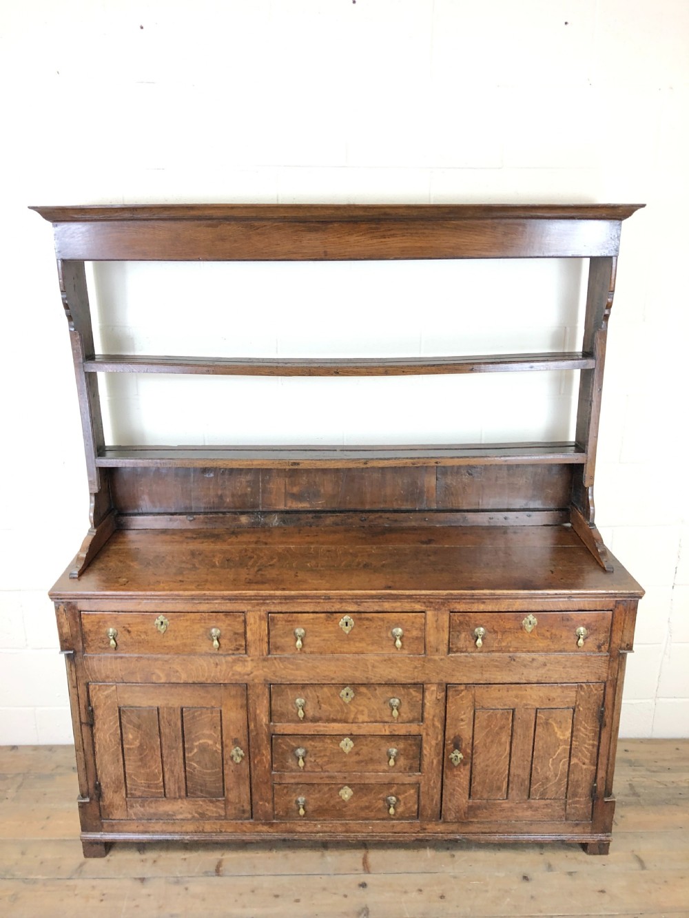 18th Century Welsh Oak Dresser View II