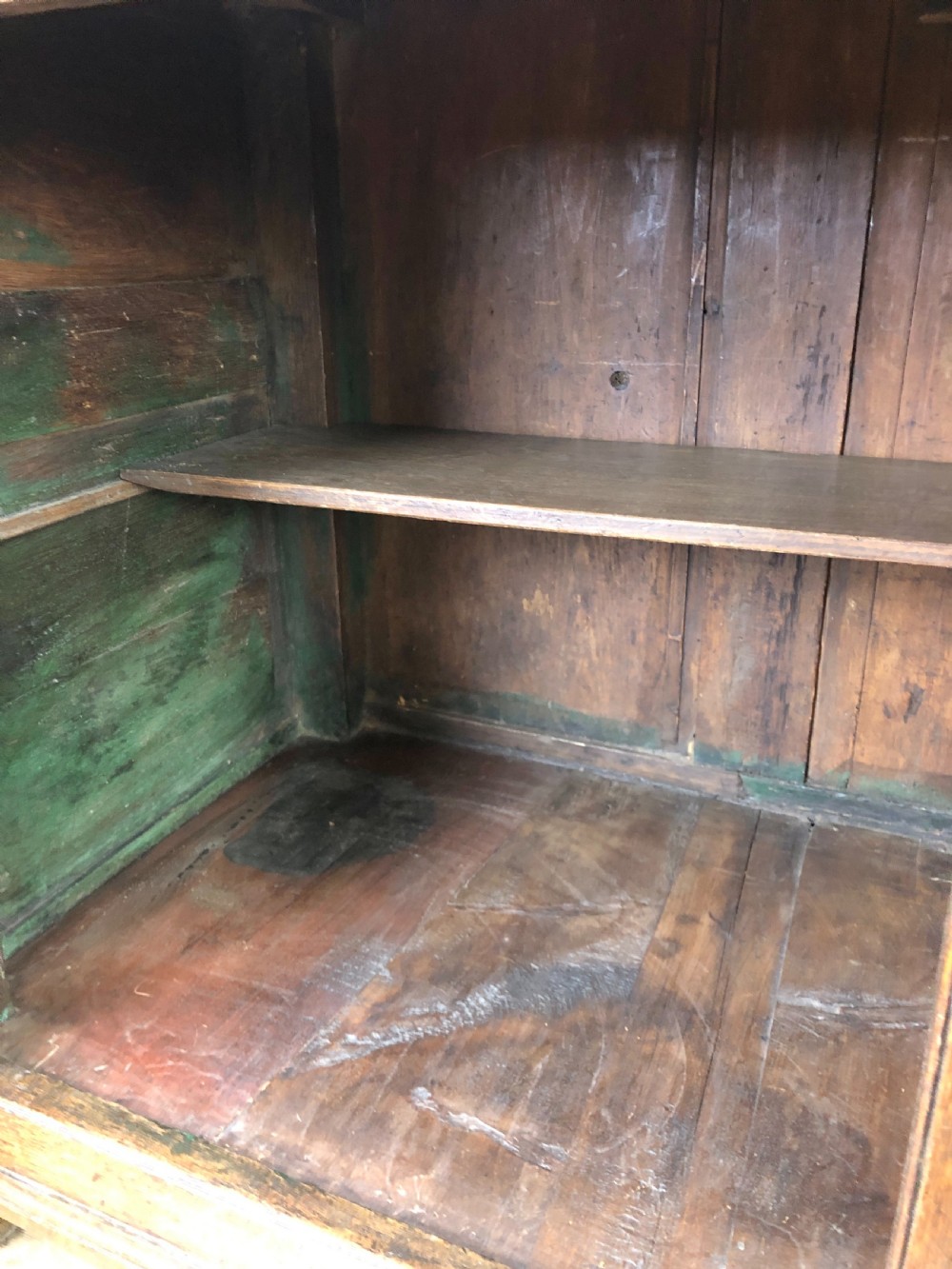 18th Century Welsh Oak Dresser View V