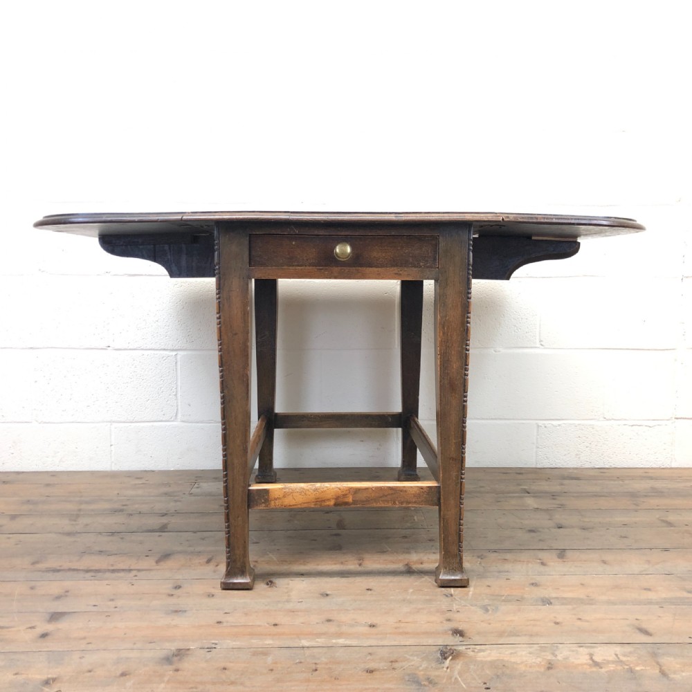 Early 20th Century Arts and Crafts Drop Leaf Table