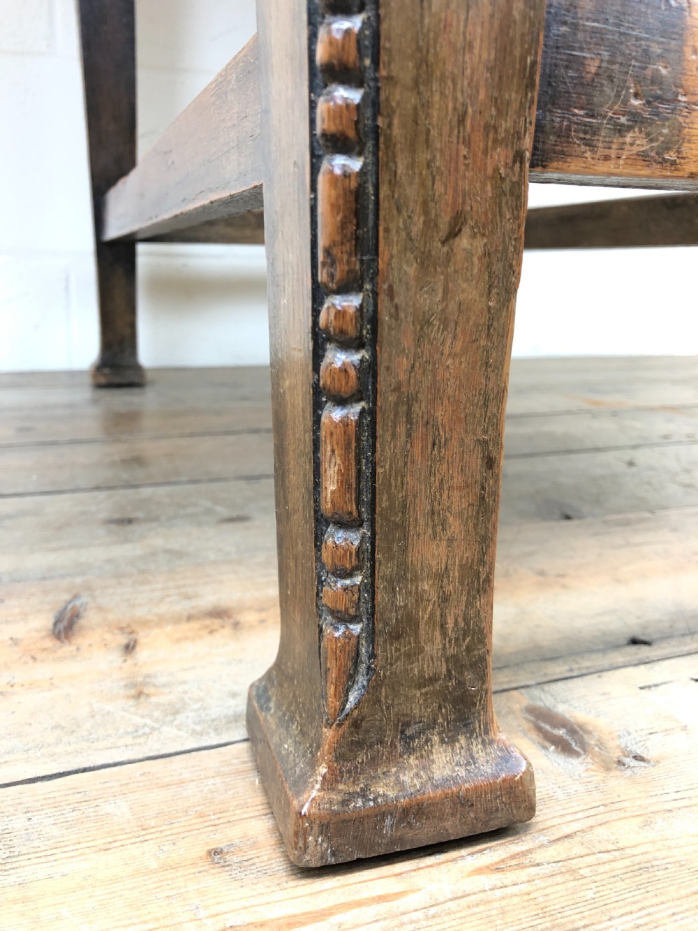 Early 20th Century Arts and Crafts Drop Leaf Table View VI