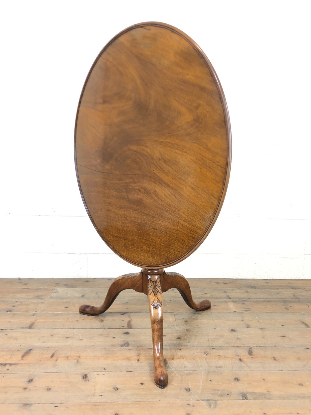 Georgian Mahogany Birdcage Pedestal Table  View IV