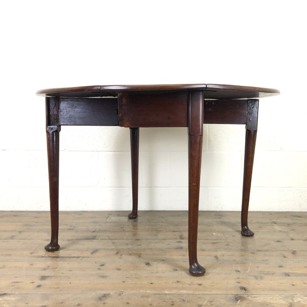 Early 19th Century Mahogany Table 