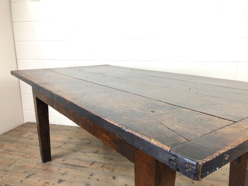 Early 19th Century Oak Kitchen Table View V