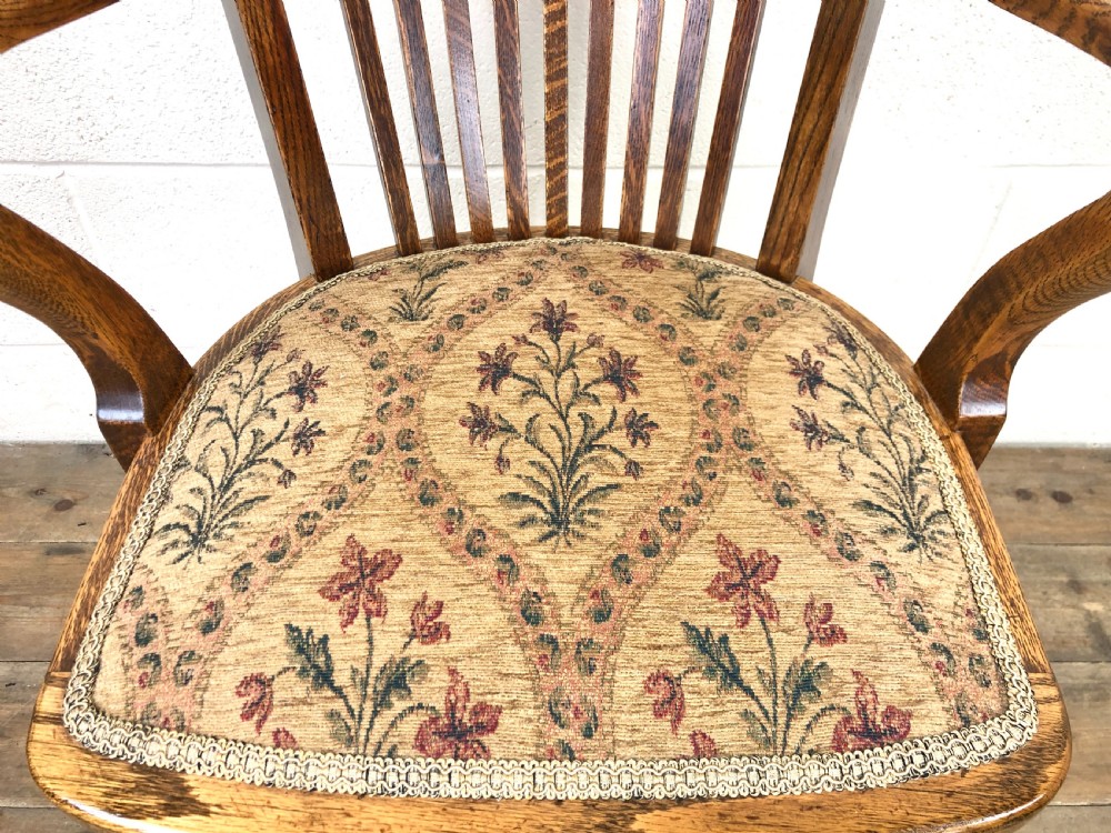 Early 20th Century Oak Captain’s Swivel Chair View VII