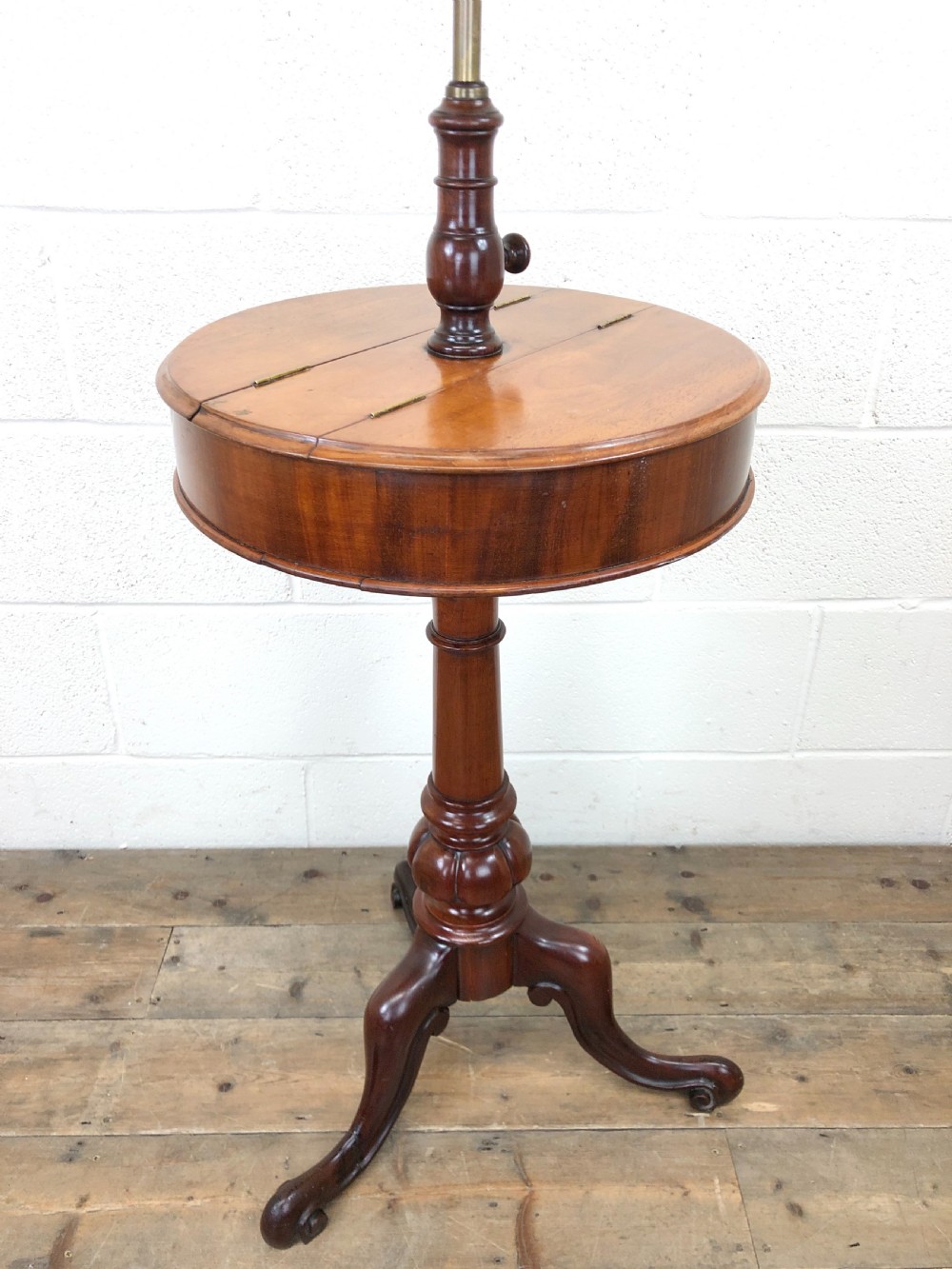 Victorian Mahogany Gentleman's Shaving Stand View III