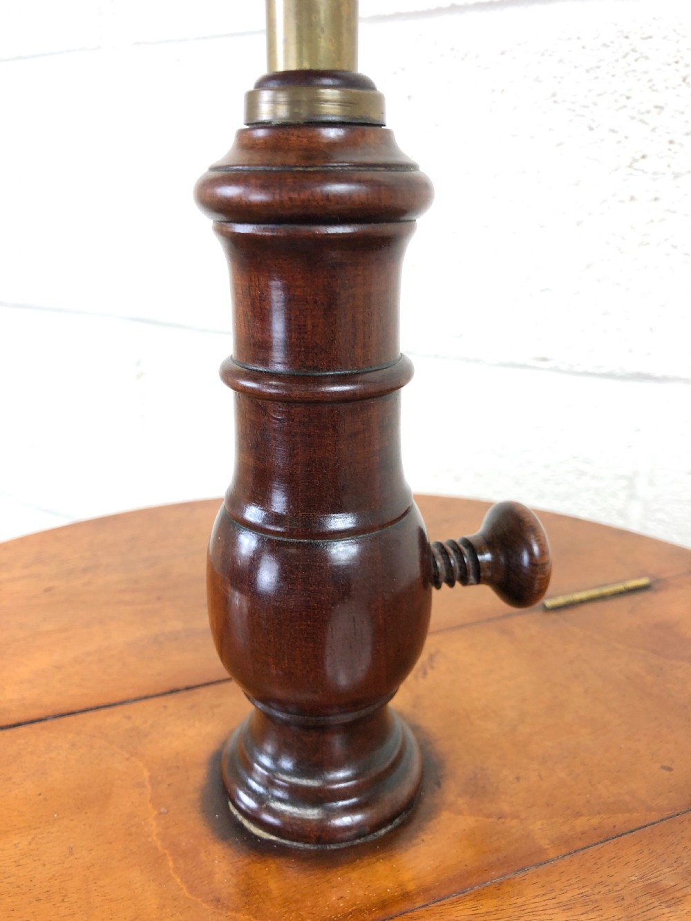 Victorian Mahogany Gentleman's Shaving Stand View VII