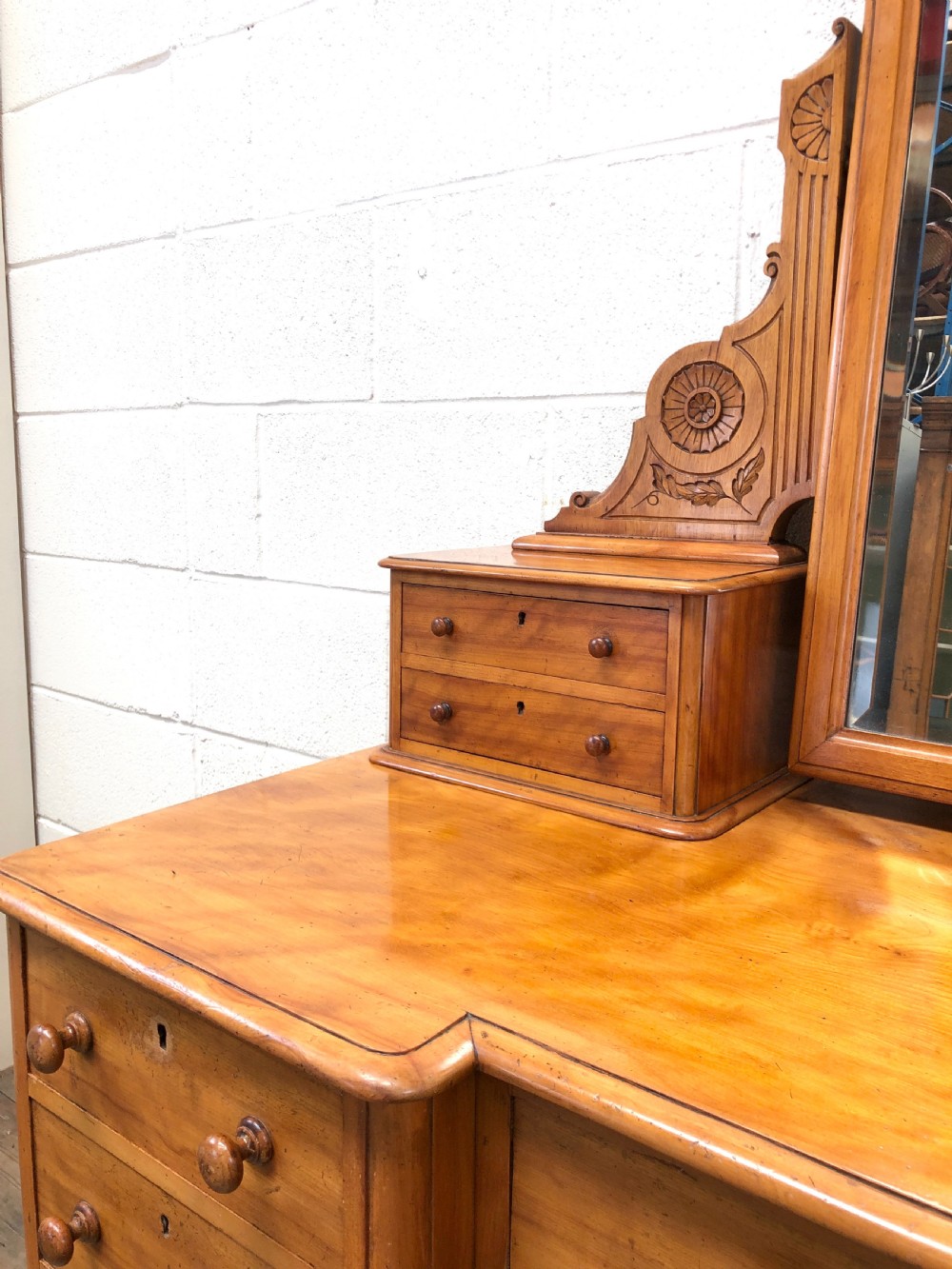 Antique Satin Birch Dressing Table View XIV