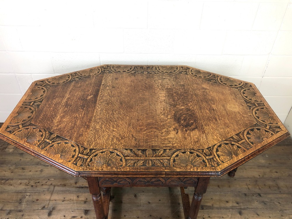 Early 20th Century Oak Gate Leg Table View XI