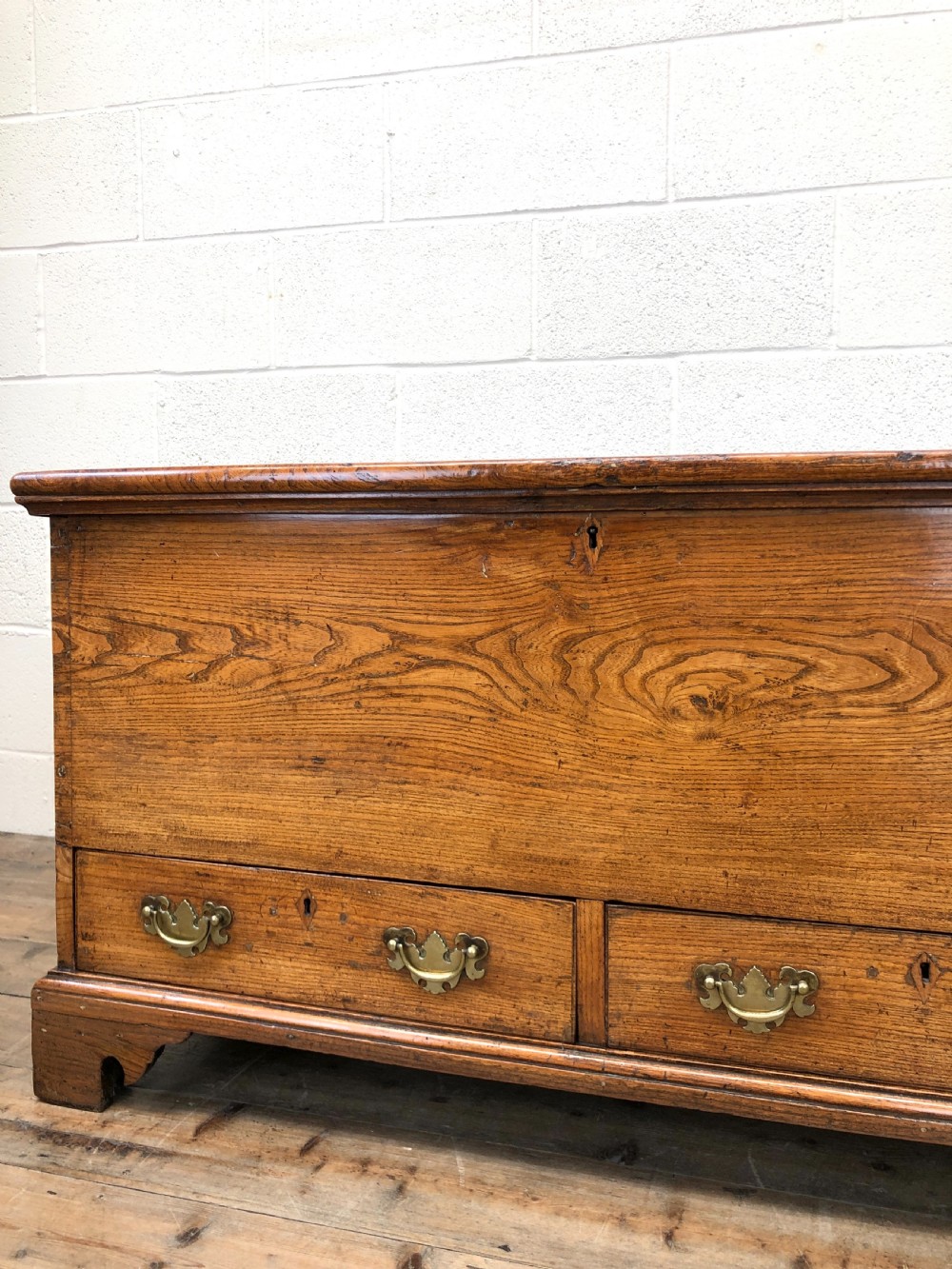 18th Century Elm Mule Chest with Hinged Top View III