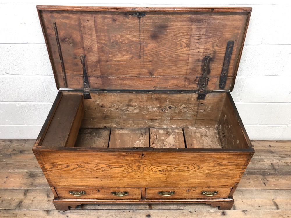 18th Century Elm Mule Chest with Hinged Top View VII