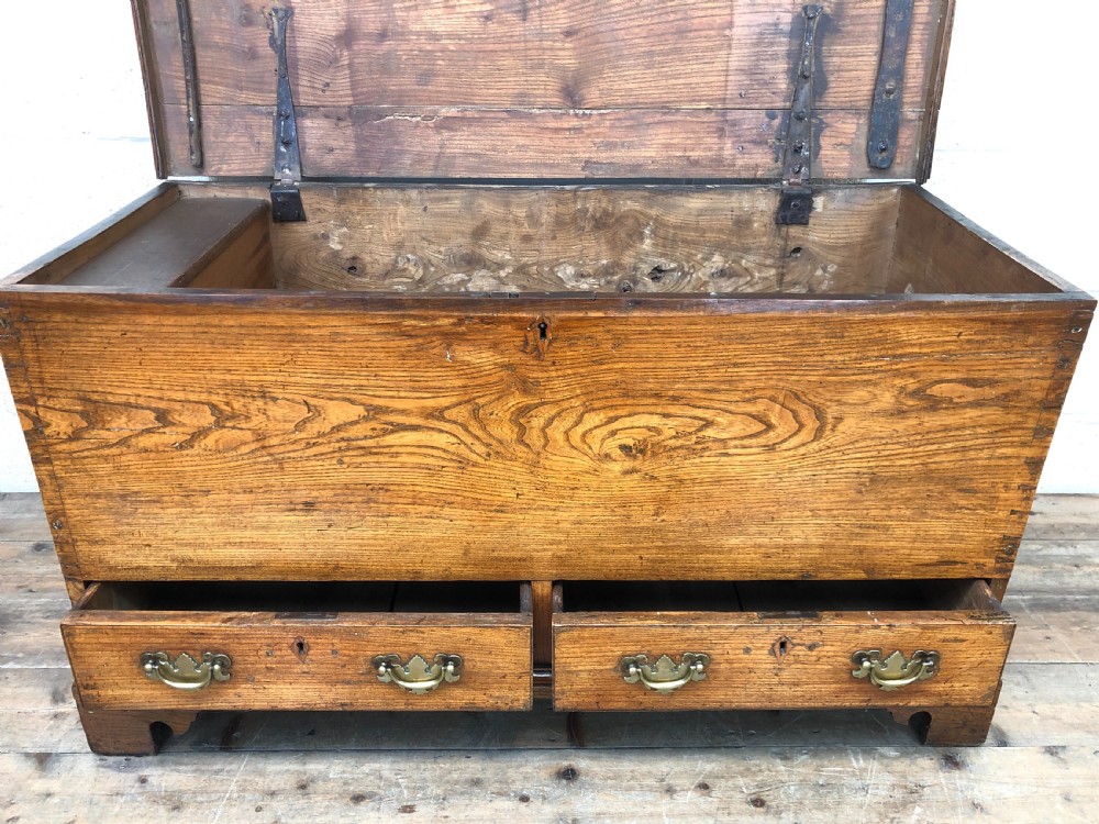 18th Century Elm Mule Chest with Hinged Top View VIII