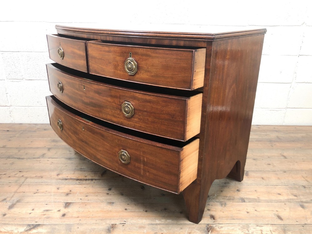 Georgian Mahogany Bow Front Chest of Drawers View VII