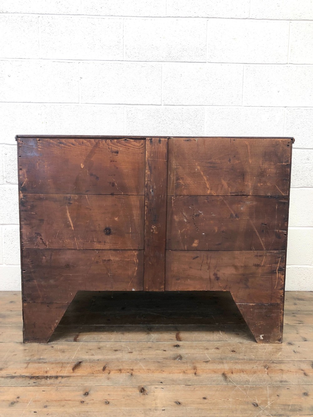 Georgian Mahogany Bow Front Chest of Drawers View X