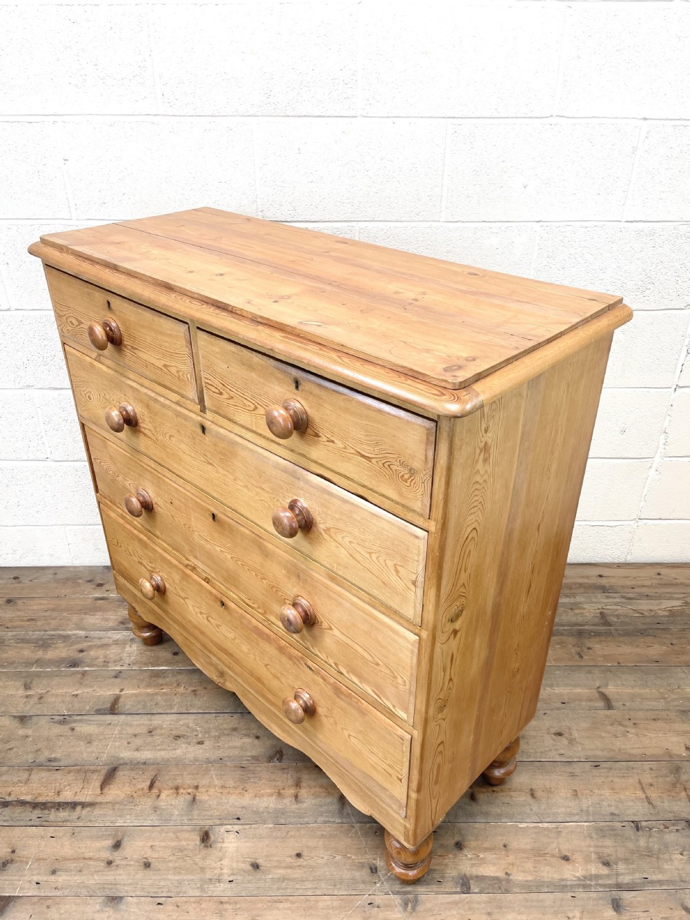 Large Antique Pine Chest of Drawers View VII