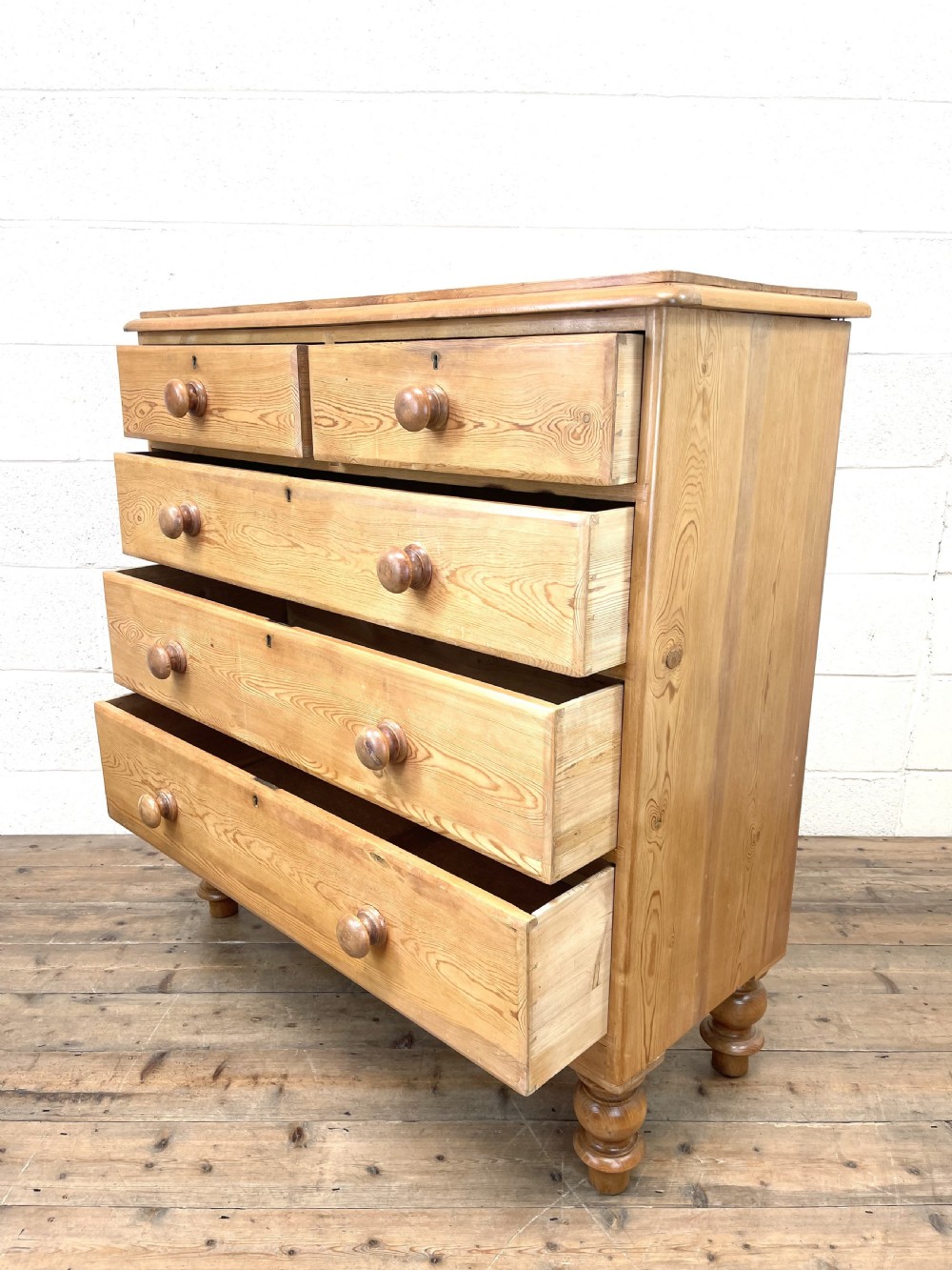 Large Antique Pine Chest of Drawers View IX