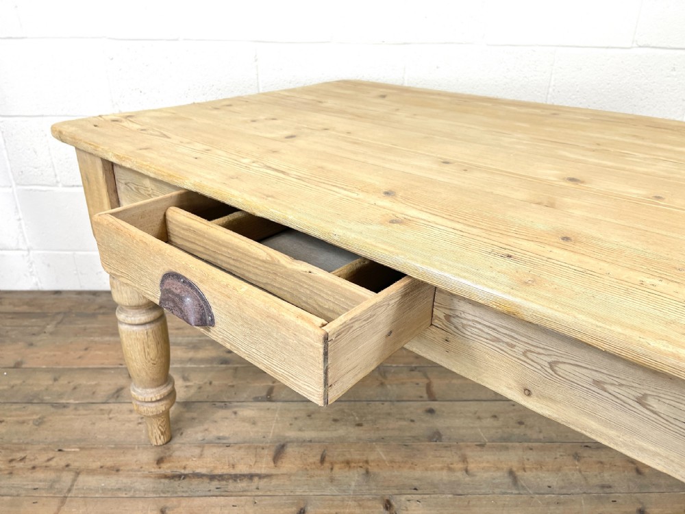 Rustic Pine Farmhouse Kitchen Table View V