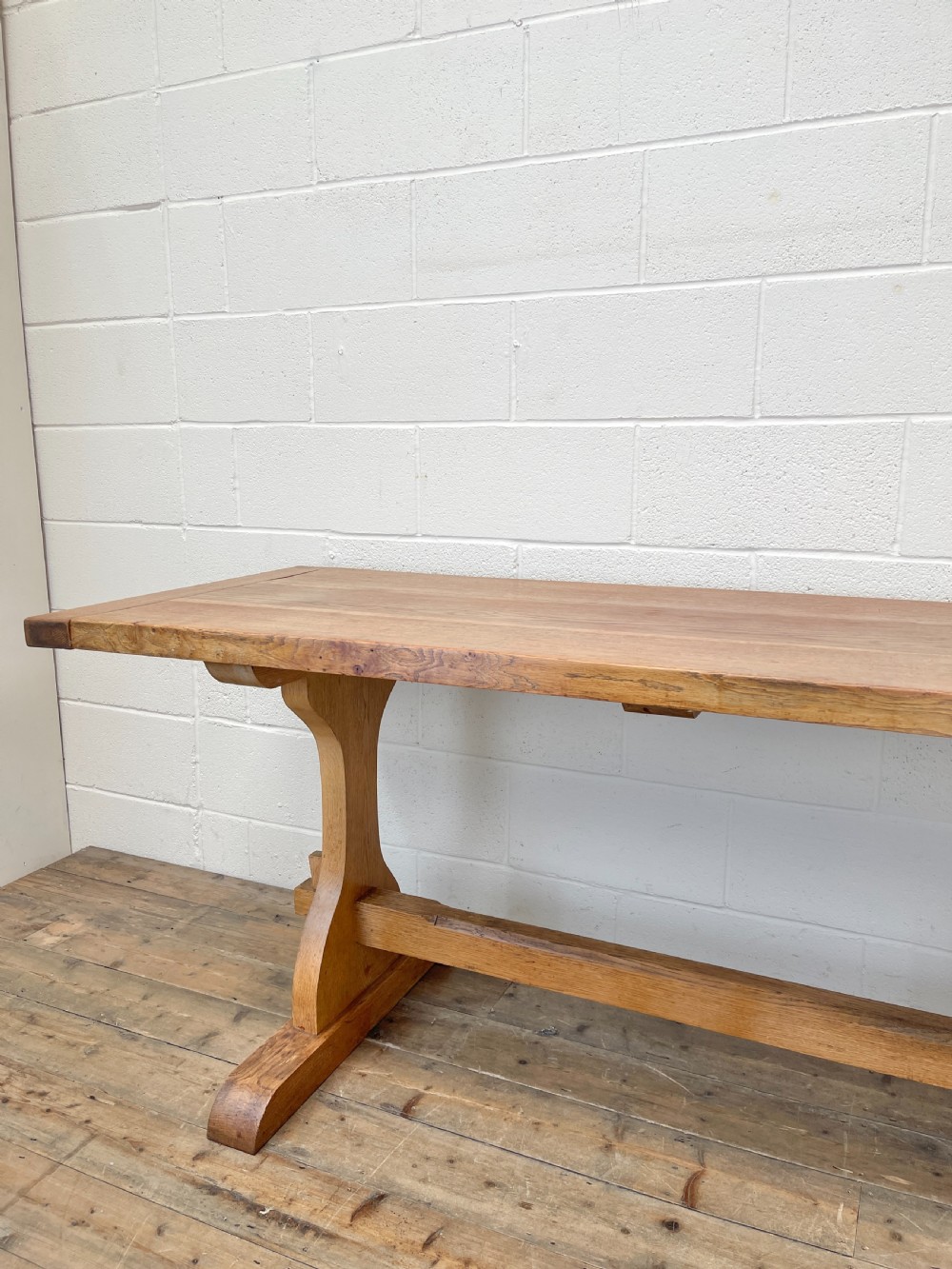 Early 20th Century Pale Oak Dining Table View V