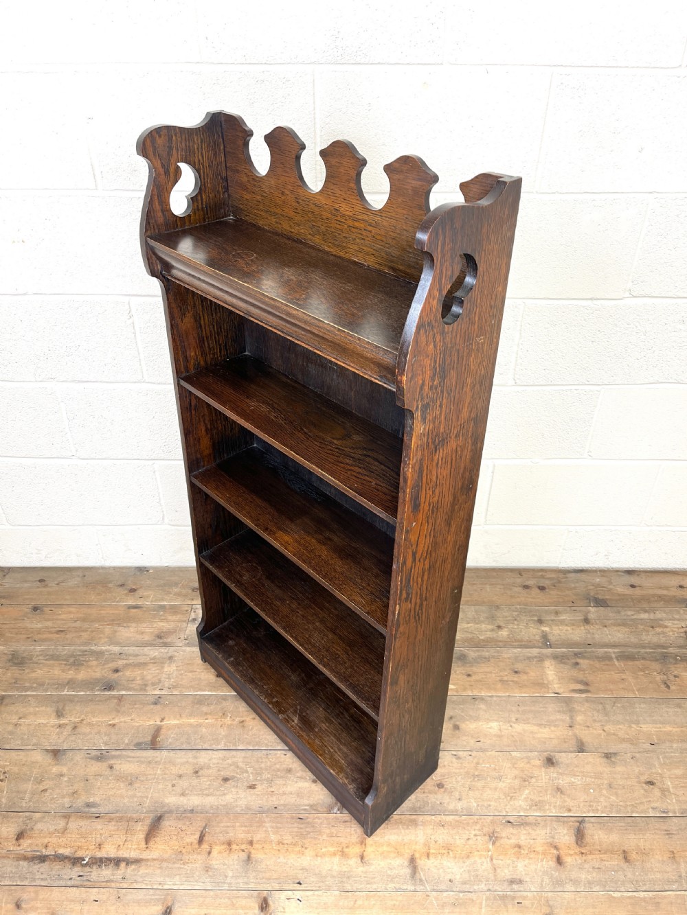 Early 20th Century Antique Oak Bookcase View VII