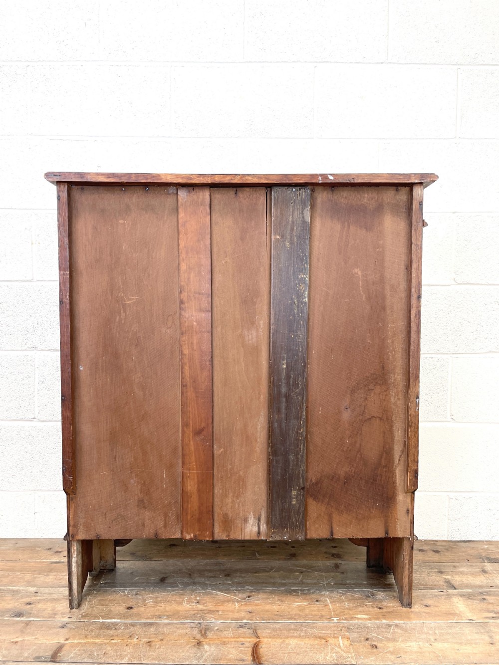 Early 20th Century Carved Bookcase View IX