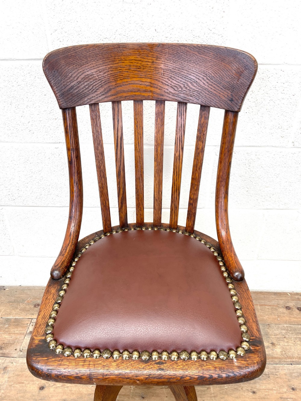 Early 20th Century Antique Oak Swivel Desk Chair View III