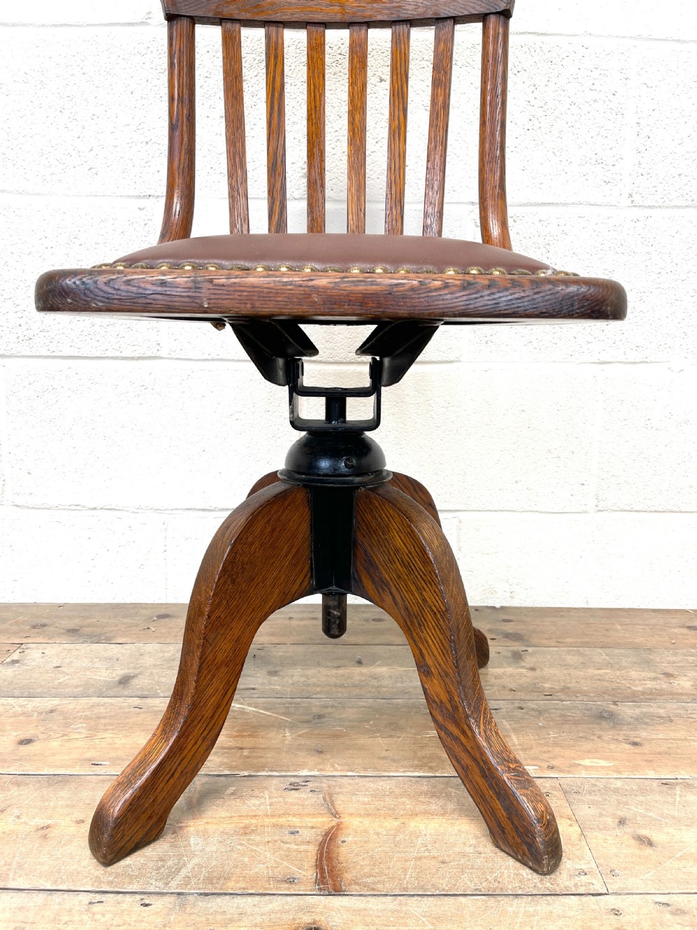 Early 20th Century Antique Oak Swivel Desk Chair View IV