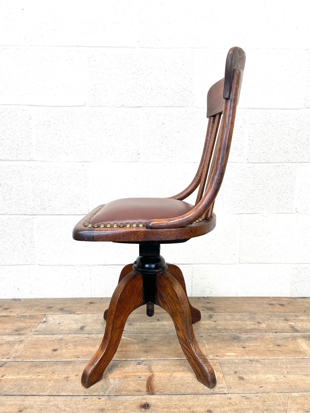Early 20th Century Antique Oak Swivel Desk Chair View IX