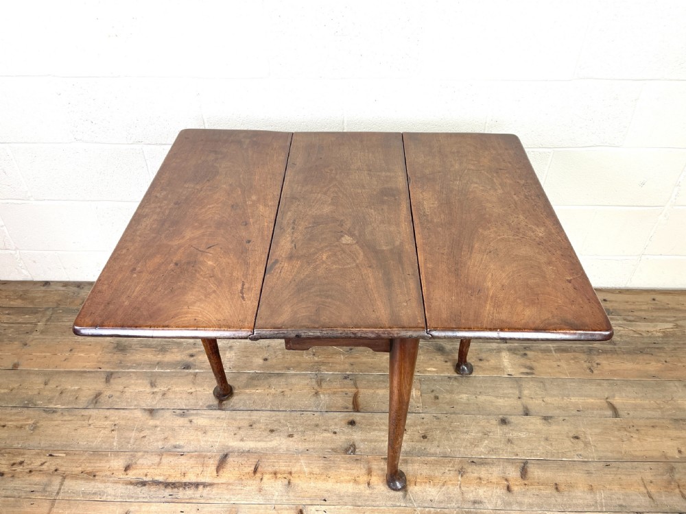 Antique 18th Century Walnut Dropleaf Table View VII