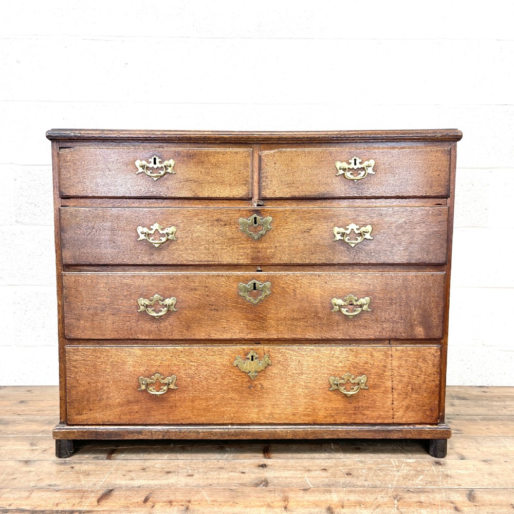 Georgian Oak Chest of Drawers 