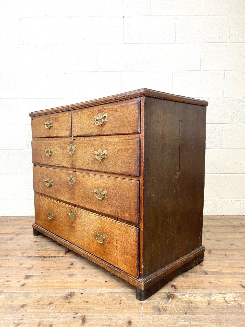 Georgian Oak Chest of Drawers  View V
