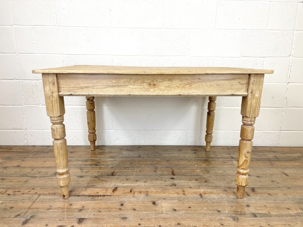 Rustic Antique Pine Farmhouse Kitchen Table View X
