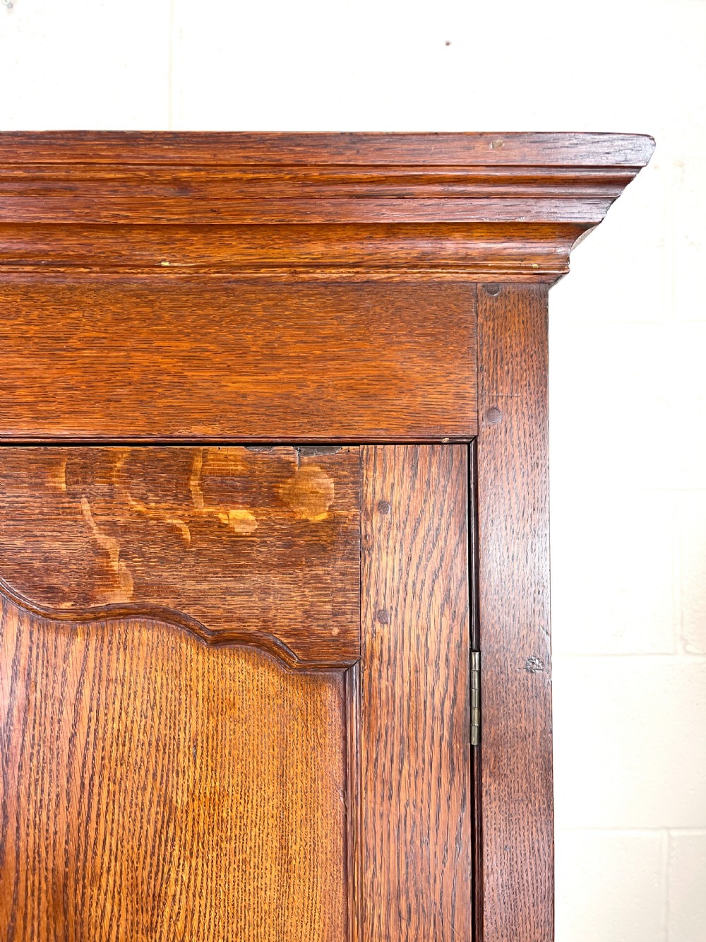 Early 19th Century Welsh Oak Cupboard View VIII