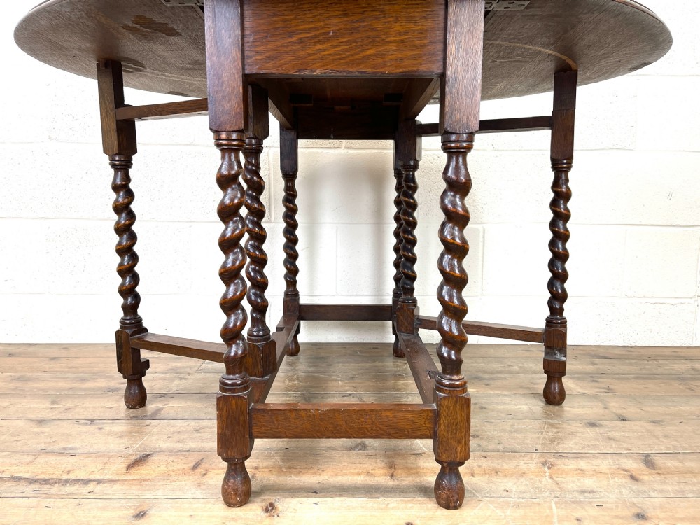 Antique Oak Gateleg Table View X