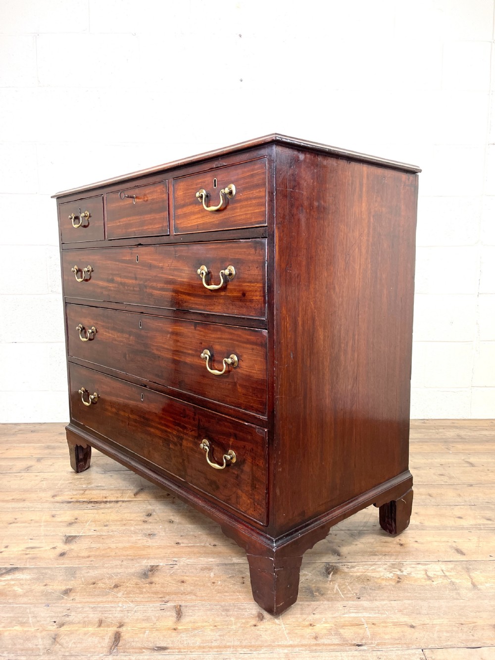 Georgian Mahogany Chest of Drawers View VII