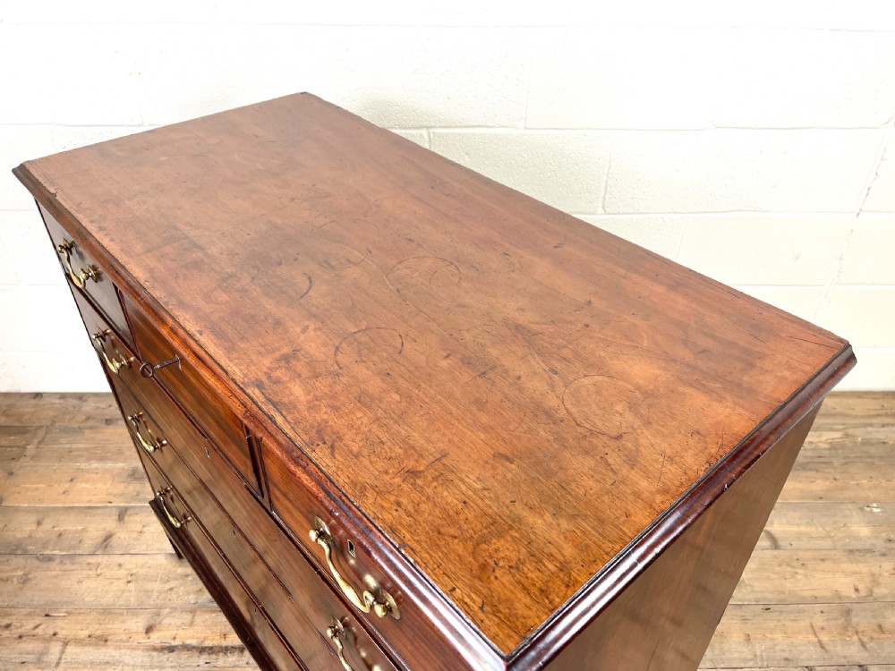 Georgian Mahogany Chest of Drawers View VIII
