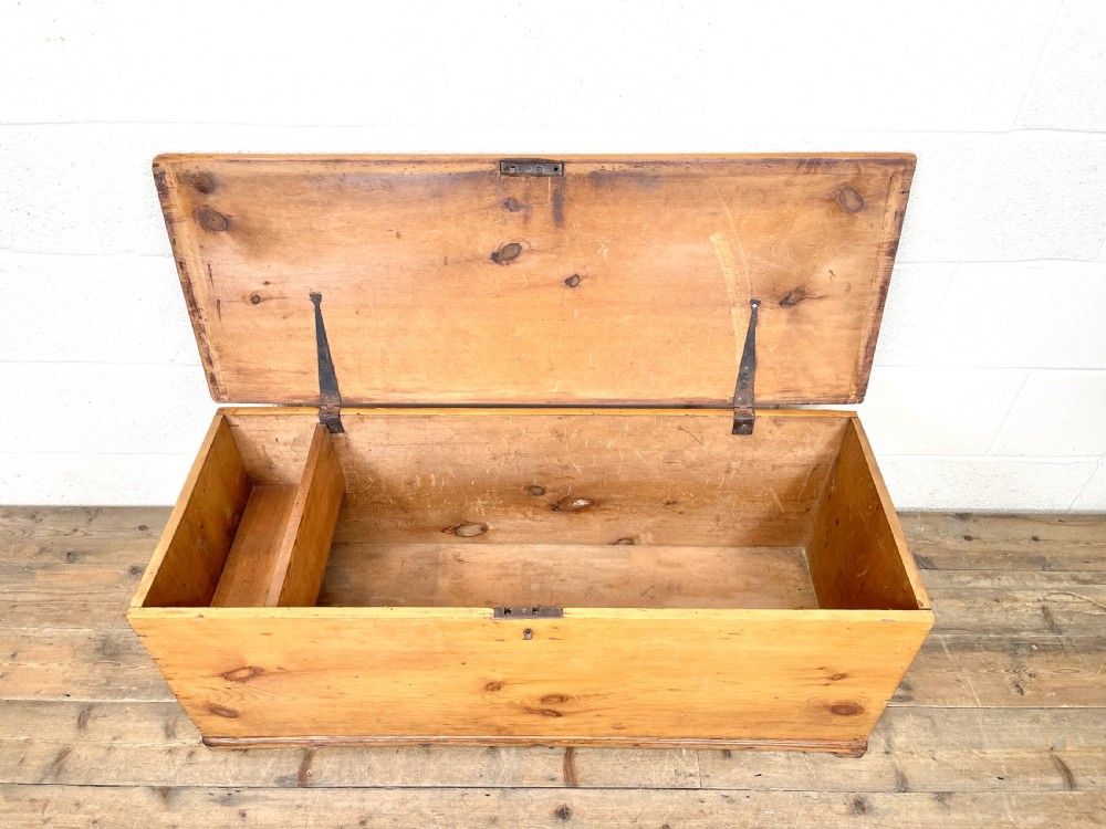 Antique Victorian Six Plank Pine Trunk View VI