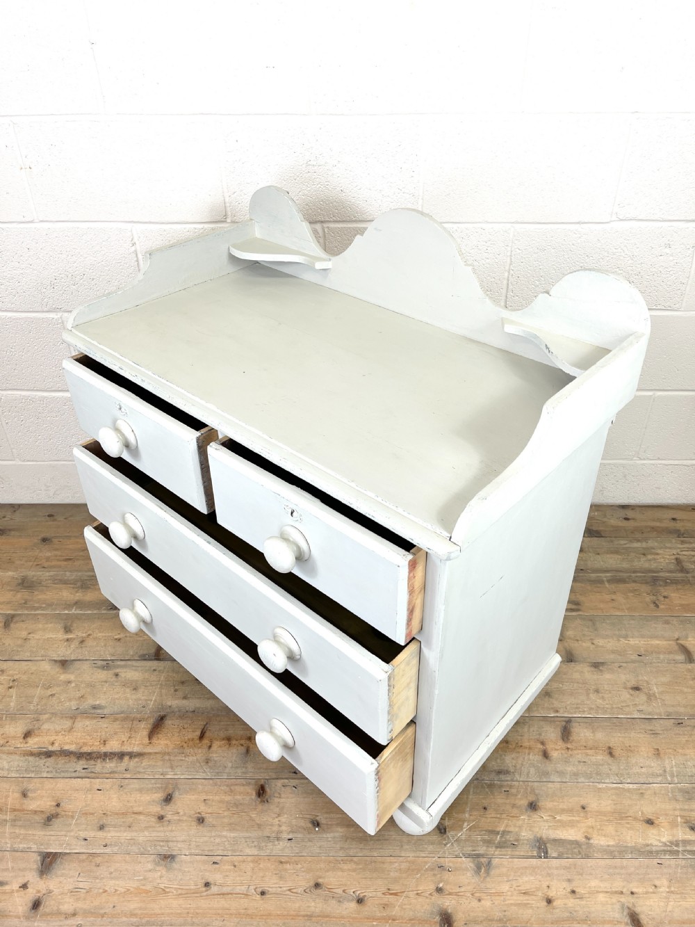 Painted Victorian Pine Chest of Drawers View VIII