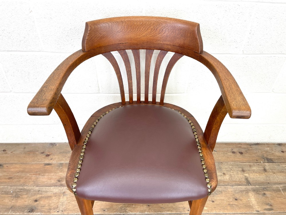 Early 20th Century Antique Oak Desk Chair View III