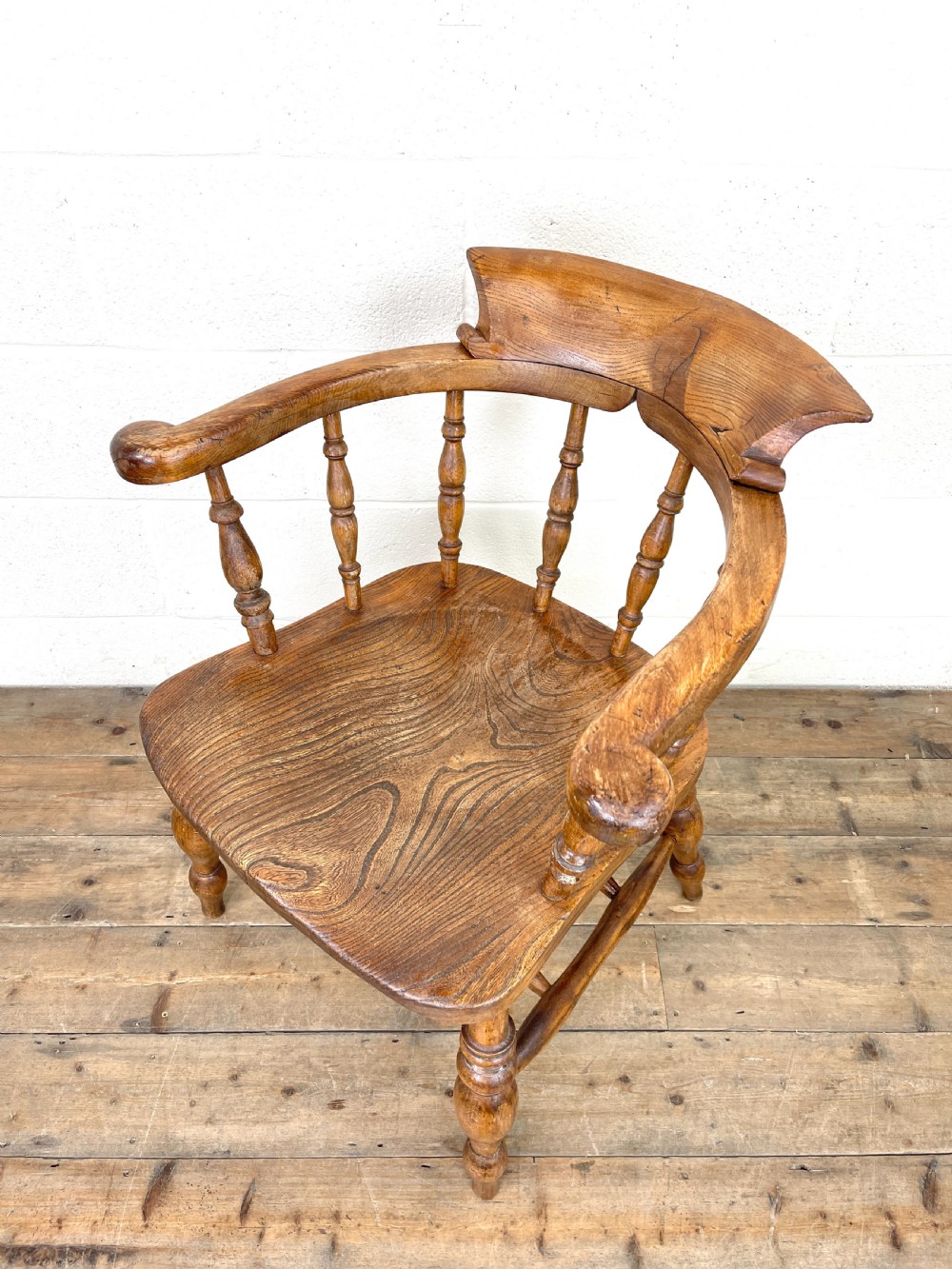Antique Beech and Elm Smoker’s Bow Chair View VII