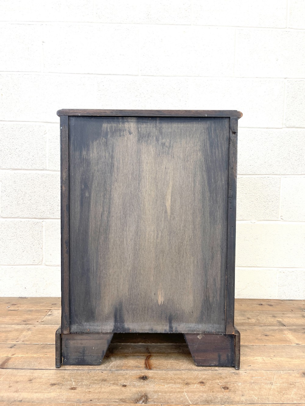 Early 20th Century Oak Four Drawer Chest View VII