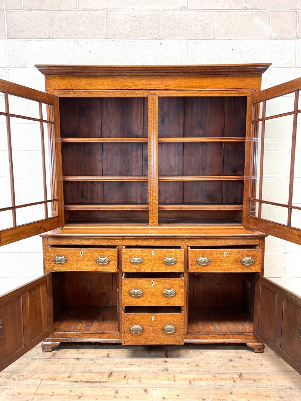 Antique 19th Century Glazed Oak Dresser View V
