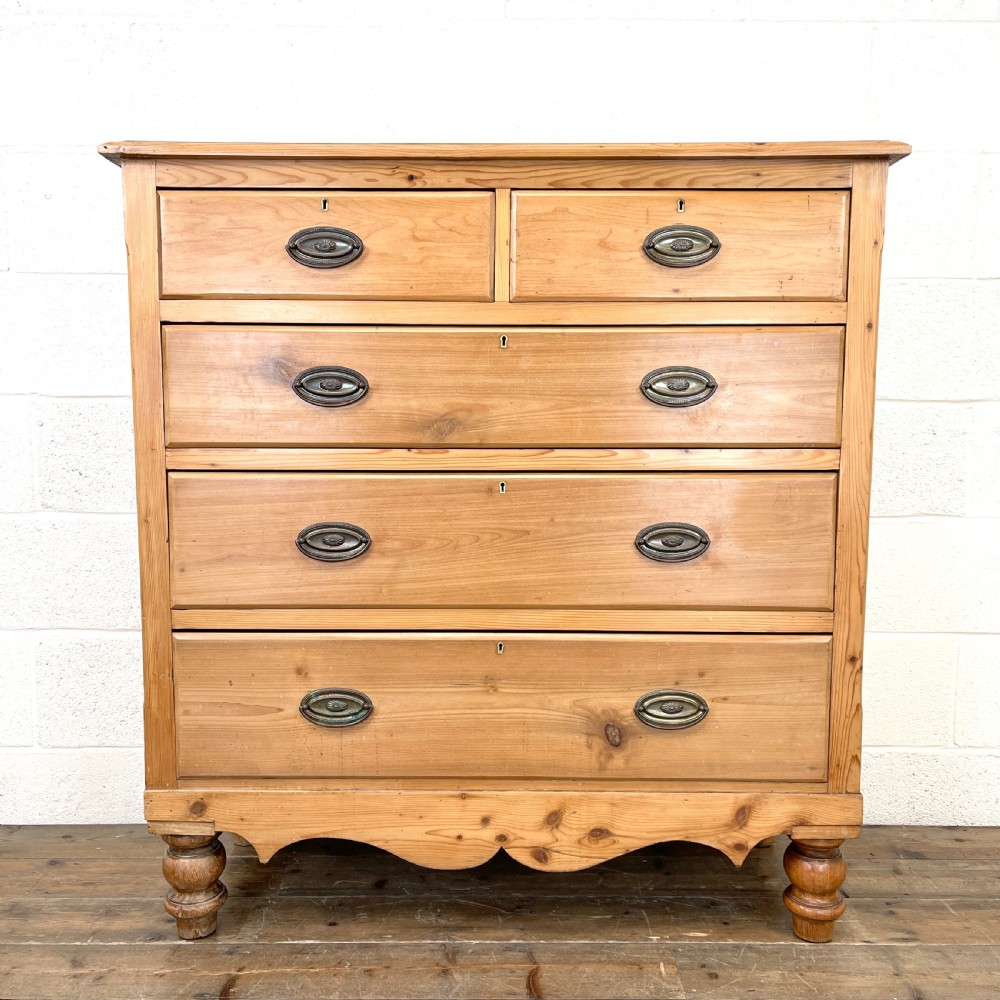 Victorian Pine Chest of Drawers