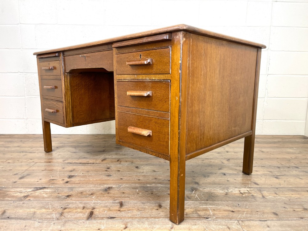 Early 20th Century Antique Oak Pedestal Desk View IV