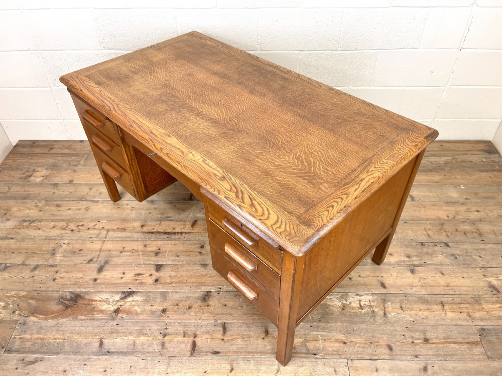 Early 20th Century Antique Oak Pedestal Desk View V