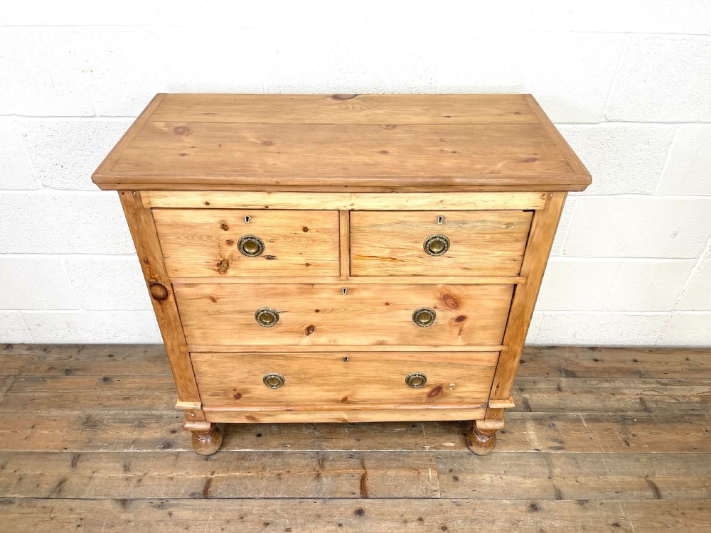 Small Victorian Pine Chest of Drawers View V