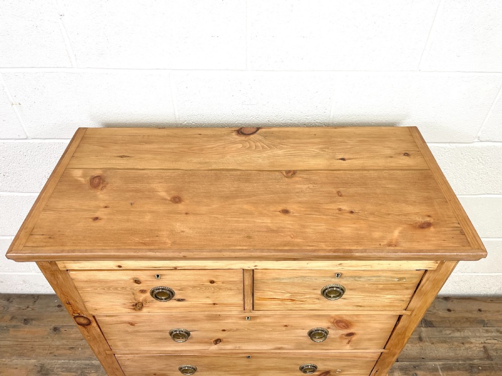 Small Victorian Pine Chest of Drawers View VI