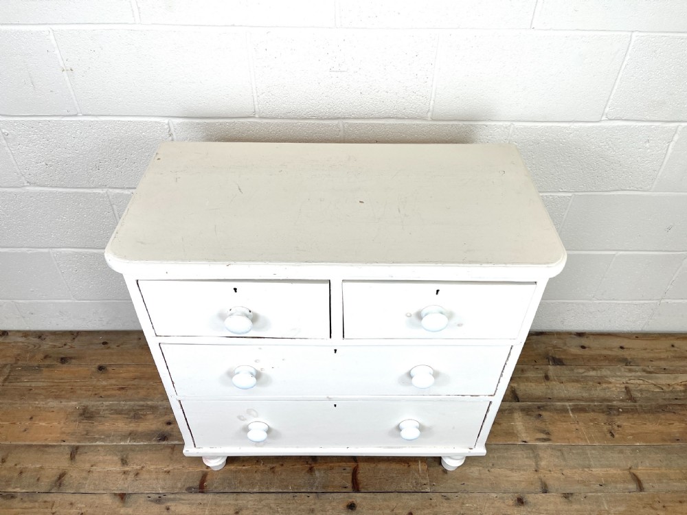 White Painted Vintage Chest of Drawers View IV