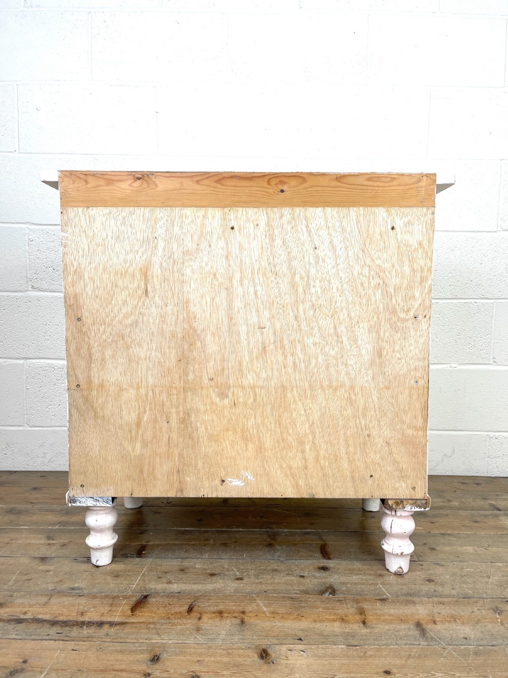 White Painted Vintage Chest of Drawers View IX