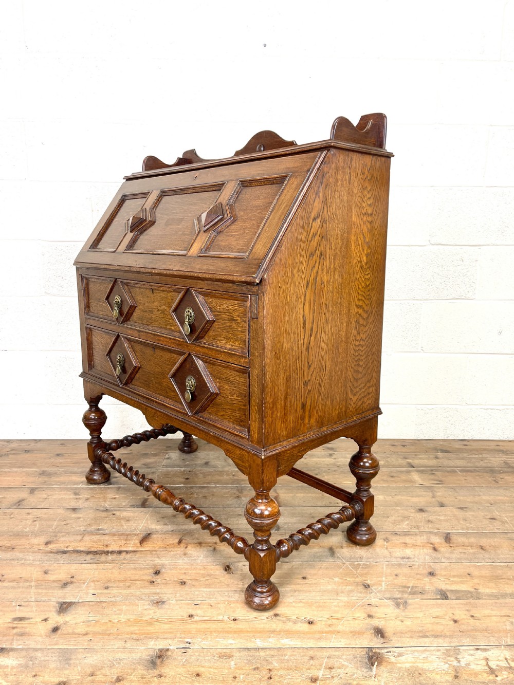 Early 20th Century Antique Bureau View IV