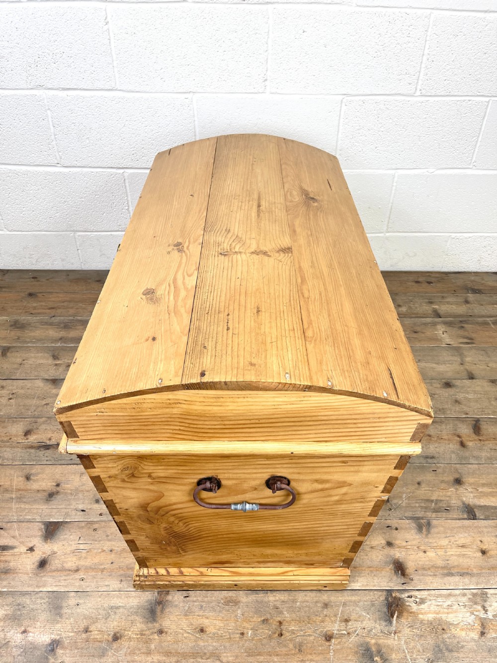 Antique Dome Top Trunk  View XI
